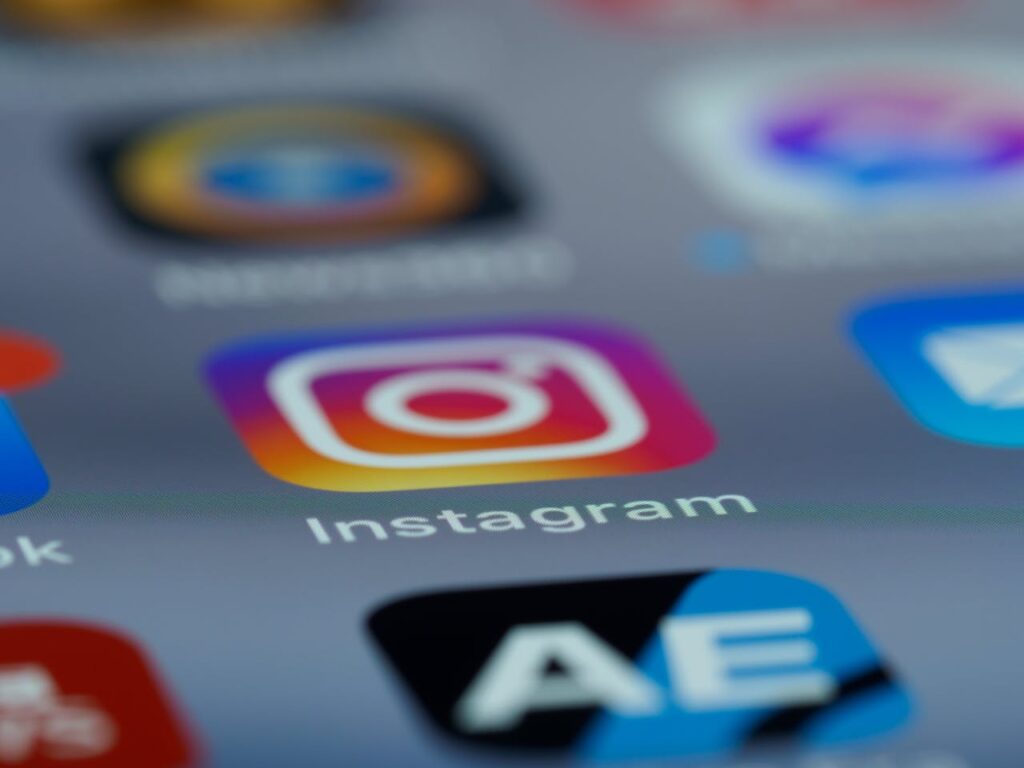 comprar seguidores instagram barato